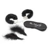 Kit coquin 4 pièces : Menottes, 1 plume et masque