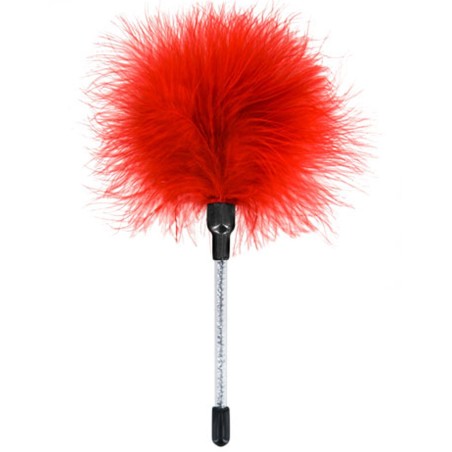 Plumeau rouge très doux de caresses 